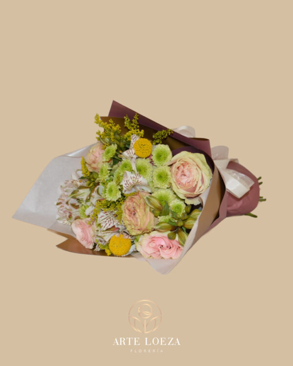 Rosas con Crisantemos