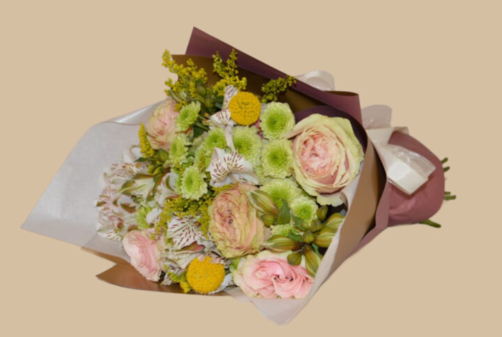 Rosas con Crisantemos